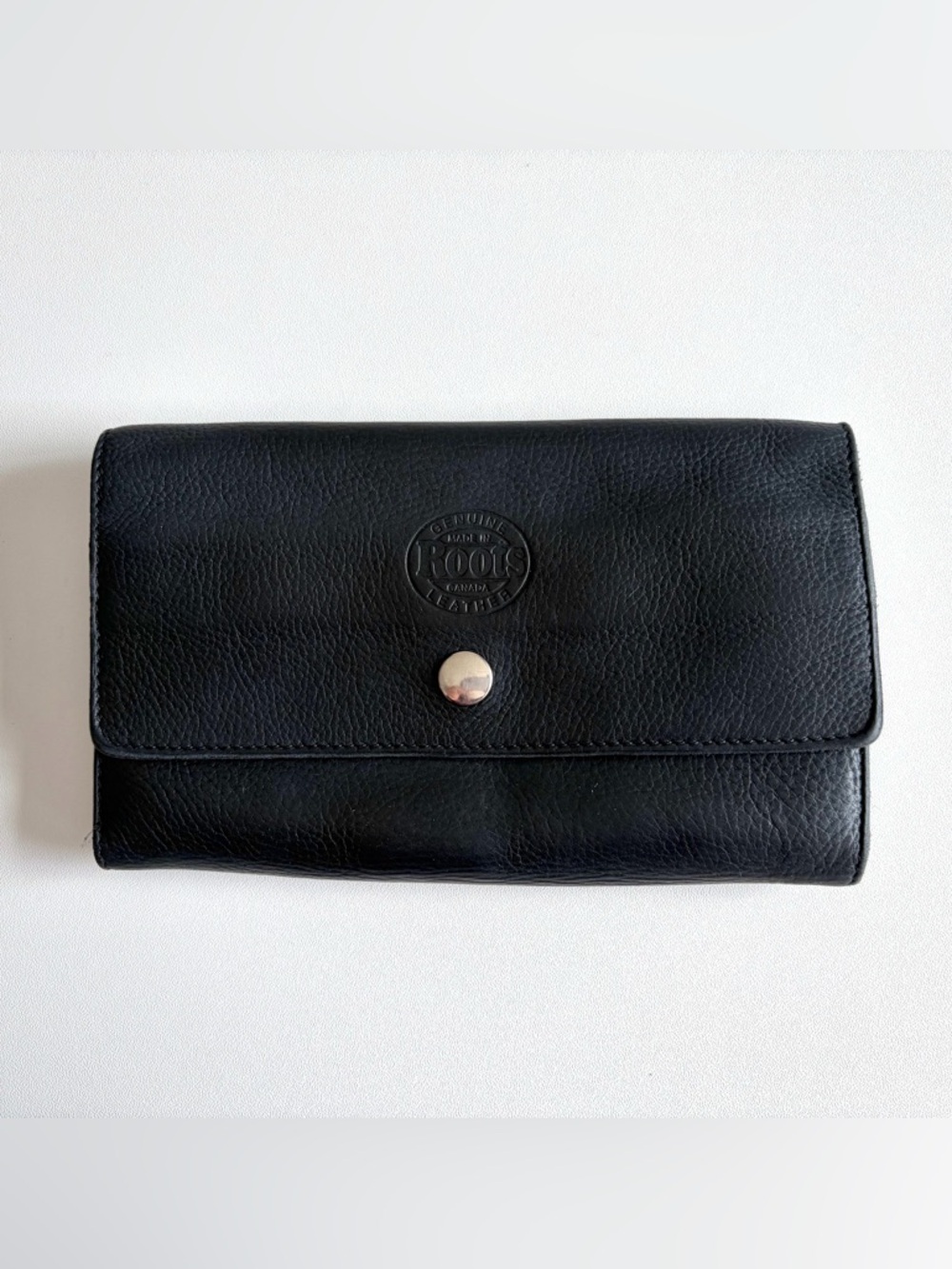 Vintage Roots Pebble Leather Wallet - Made in Canada 🇨🇦